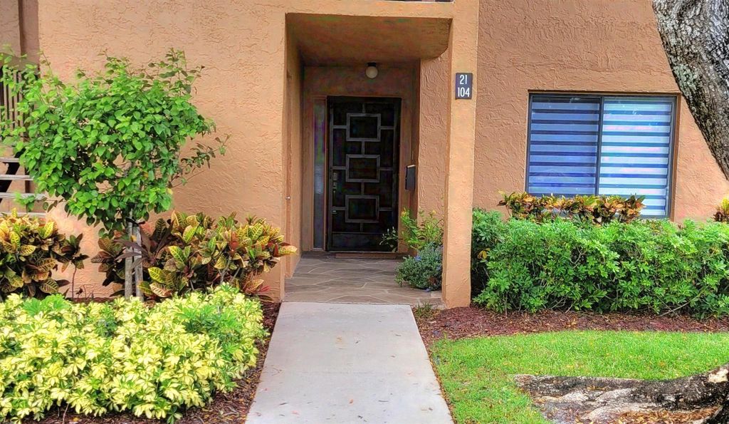 Photo of 11296 Green Lake Drive #104, Boynton Beach, FL 33437 (MLS # R11136674)