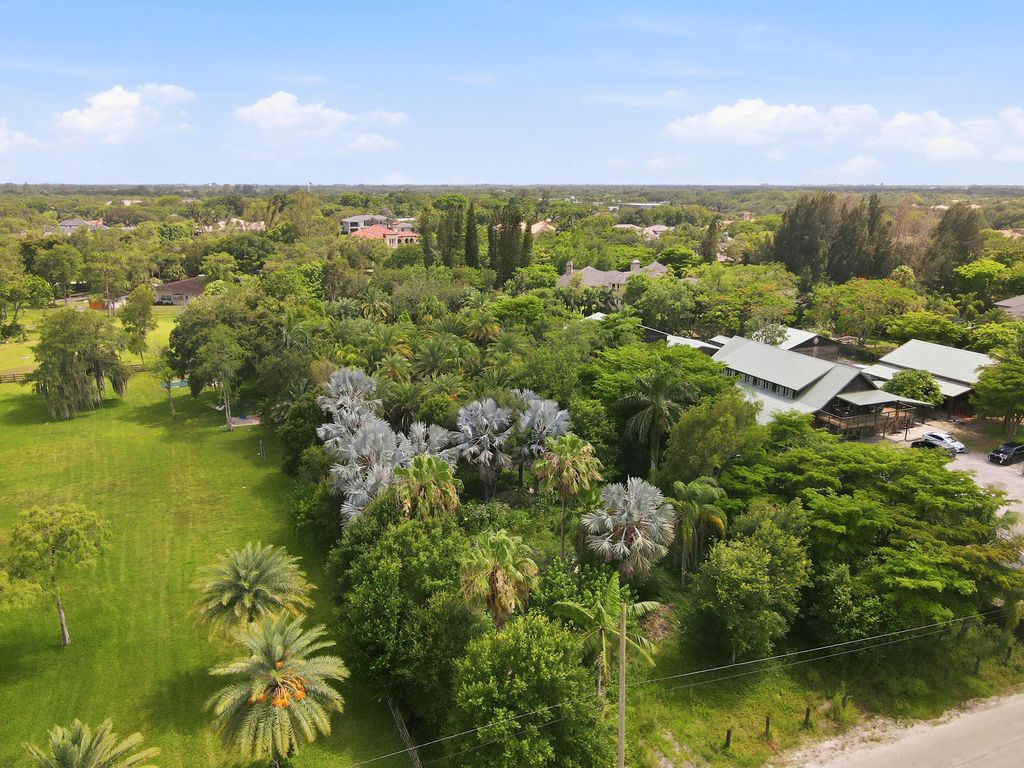 Photo of 9080 NW 72nd Street, Parkland, FL 33067 (MLS # B26033360)
