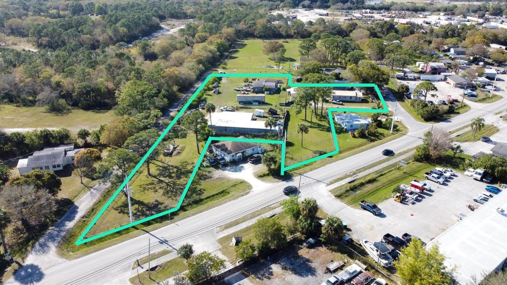 Photo of 1009 Angle Road, Fort Pierce, FL 34947 (MLS # R11059459)