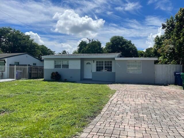 Photo of 6416 SW 24TH Street, Miramar, FL 33023 (MLS # B26083127)