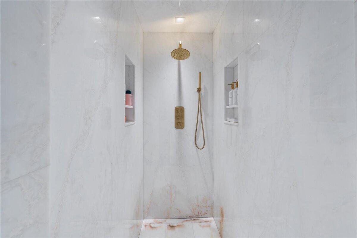 ONE ROYAL PALM WAY CONDO - Residential