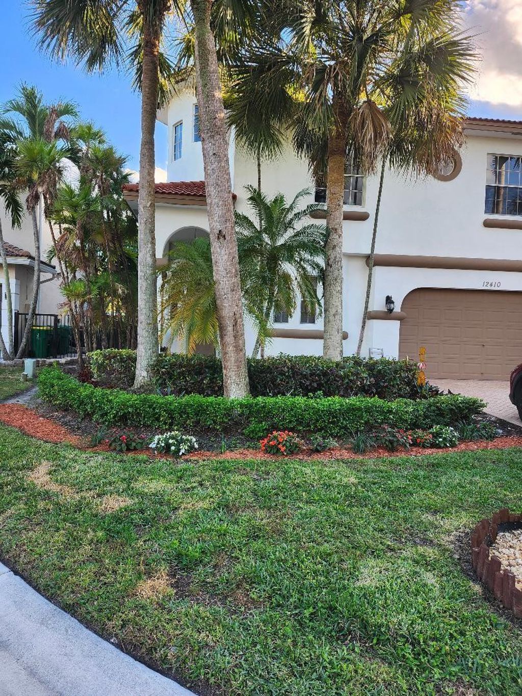 Photo of 12410 SW 1st Street, Plantation, FL 33325 (MLS # F10549368)