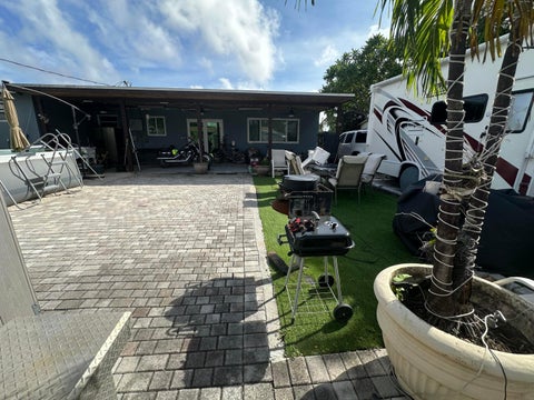 Tiny photo for 15 SW 13th Court, Deerfield Beach, FL 33441 (MLS # B26083808)