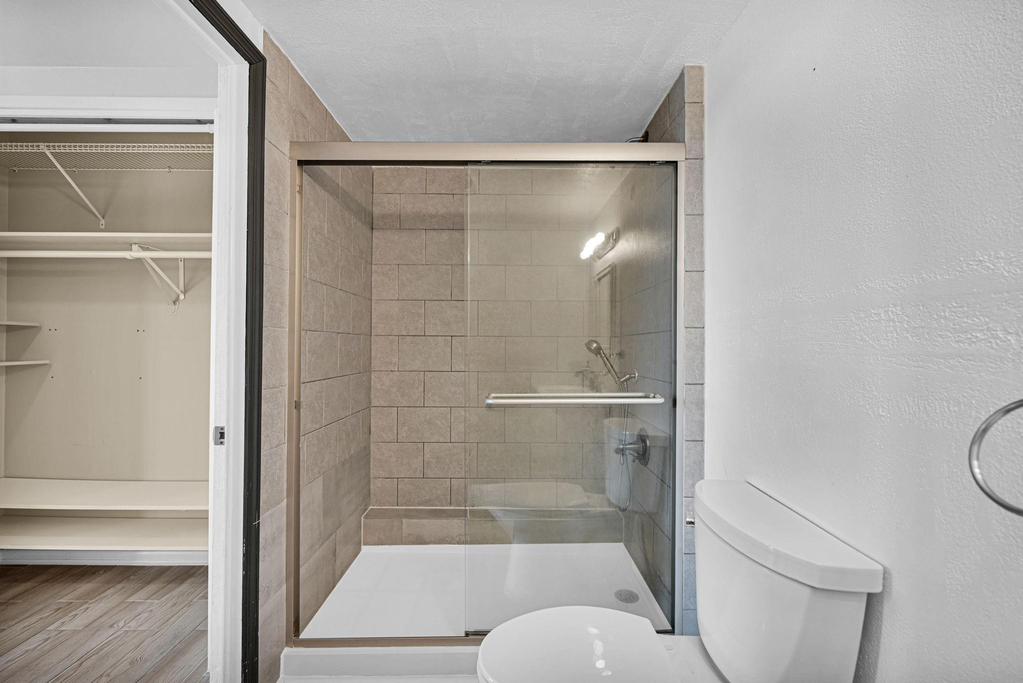 Hillcrest East 21 - Residential