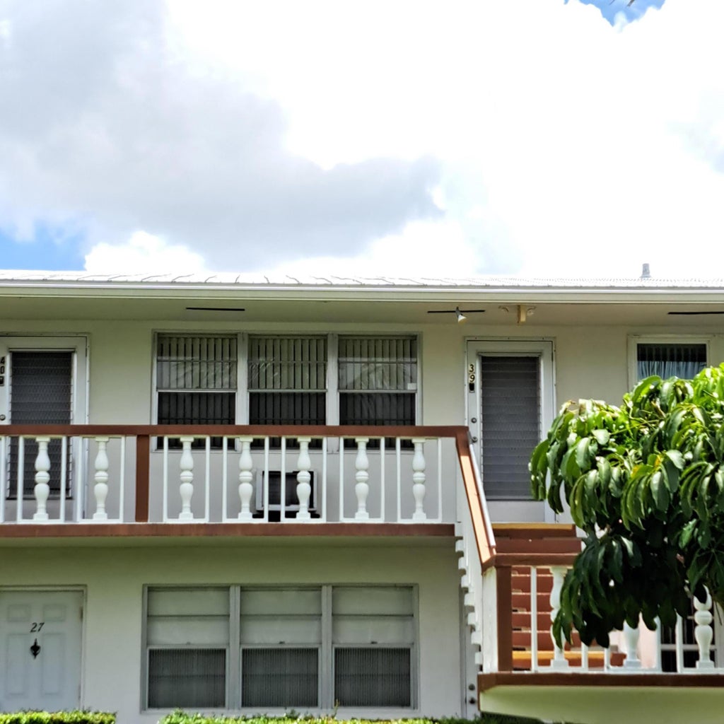 Photo of 39 Cambridge B, West Palm Beach, FL 33417 (MLS # B26045360)