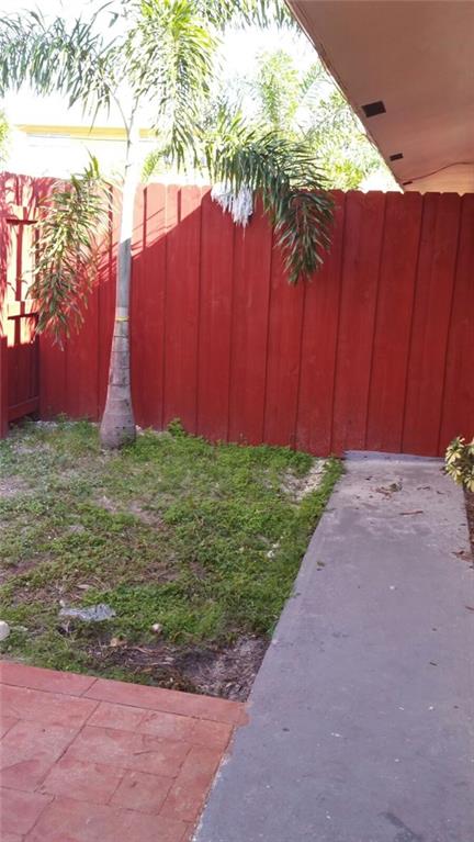 Riverside 2 1-104 D - Residential Lease