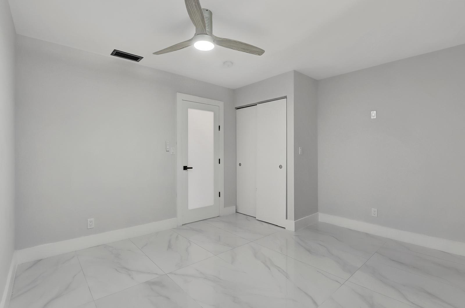 MEADOWBROOK - Residential
