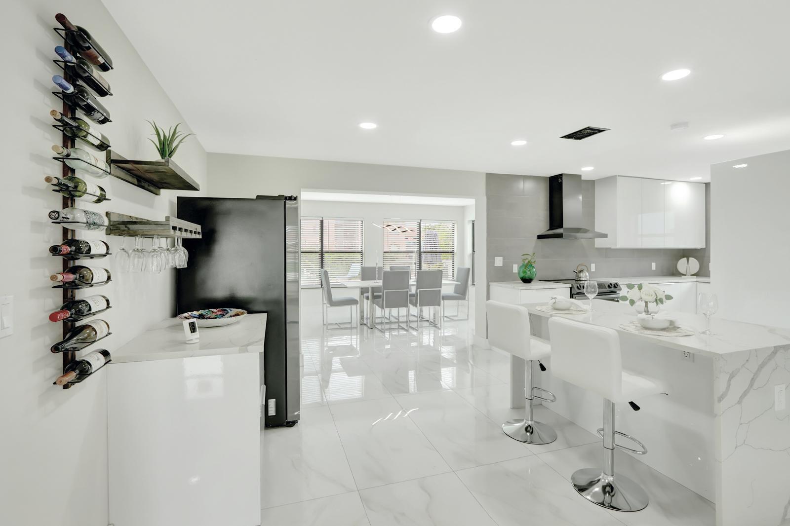 MEADOWBROOK - Residential