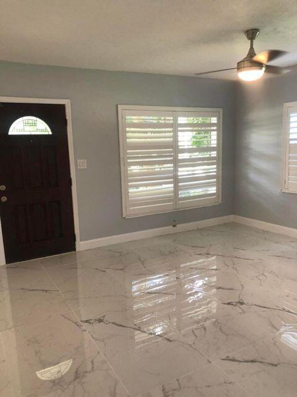 Photo of 1102 S 8th Street, Fort Pierce, FL 34950 (MLS # R11093198)