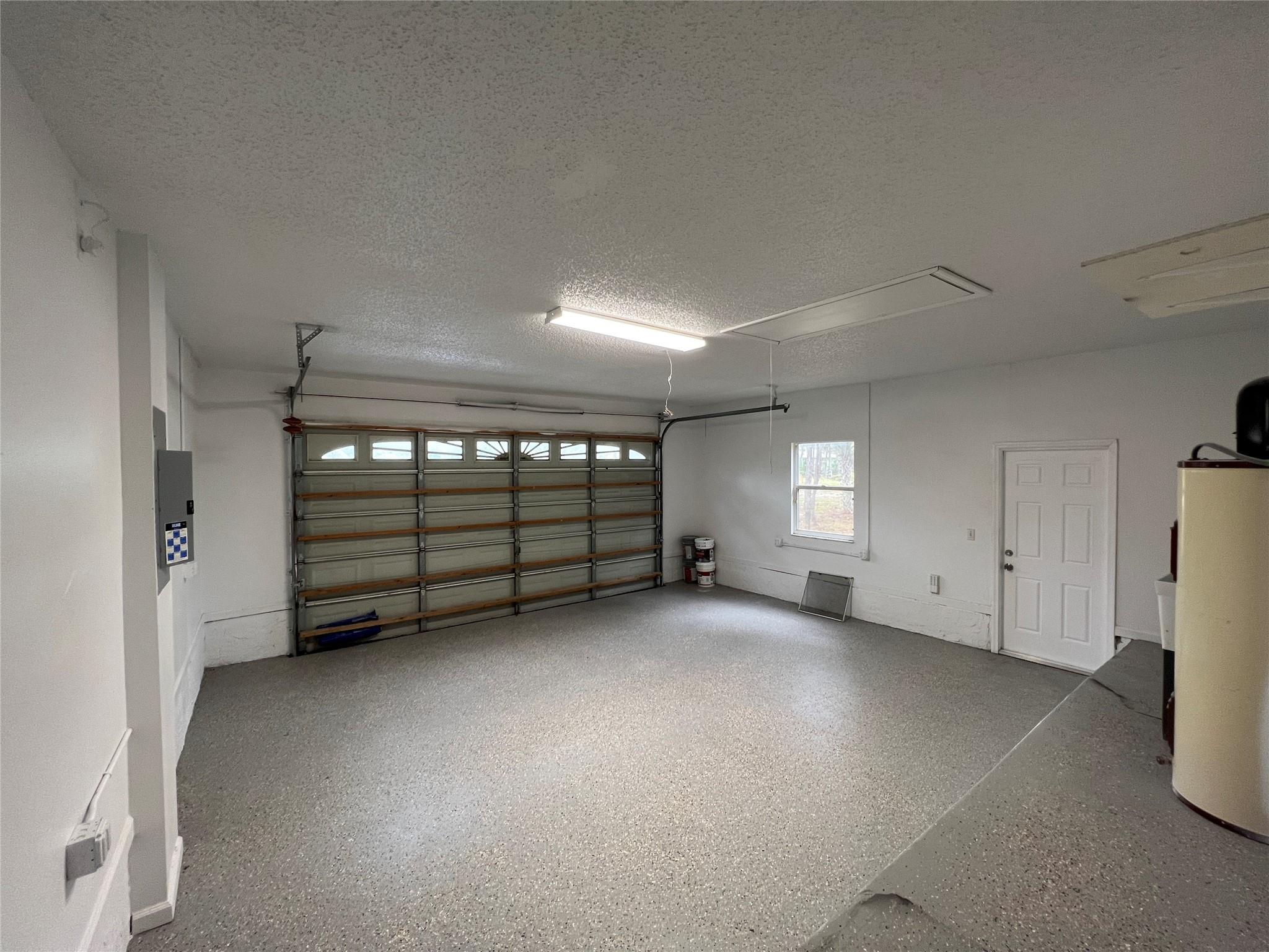 Acreage & Unrec - Residential