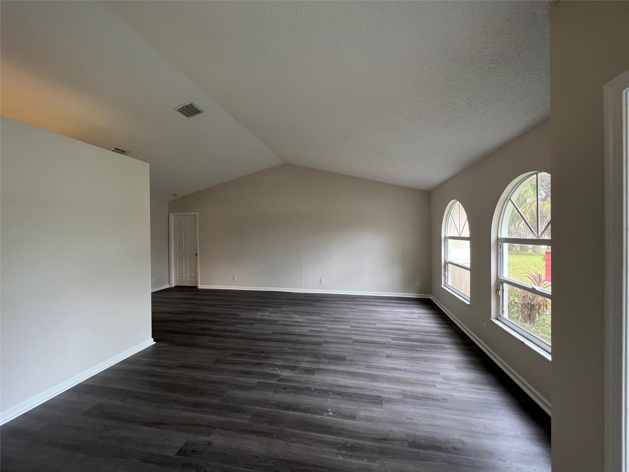 Acreage & Unrec - Residential