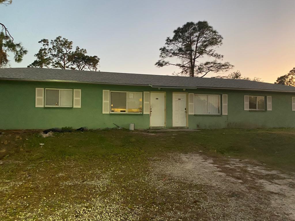 PRICE REDUCTION!!! HURRY, RARE OPPORTUNITY. A REAL MONEY MAKER THE ROOF IS NEW & UPDATED PLUMBING. ZERO INSPECTION PERIOD. PROOF OF FUNDS, CLOSNG AGENT, SOUTH FLORIDA TITLE ASS.