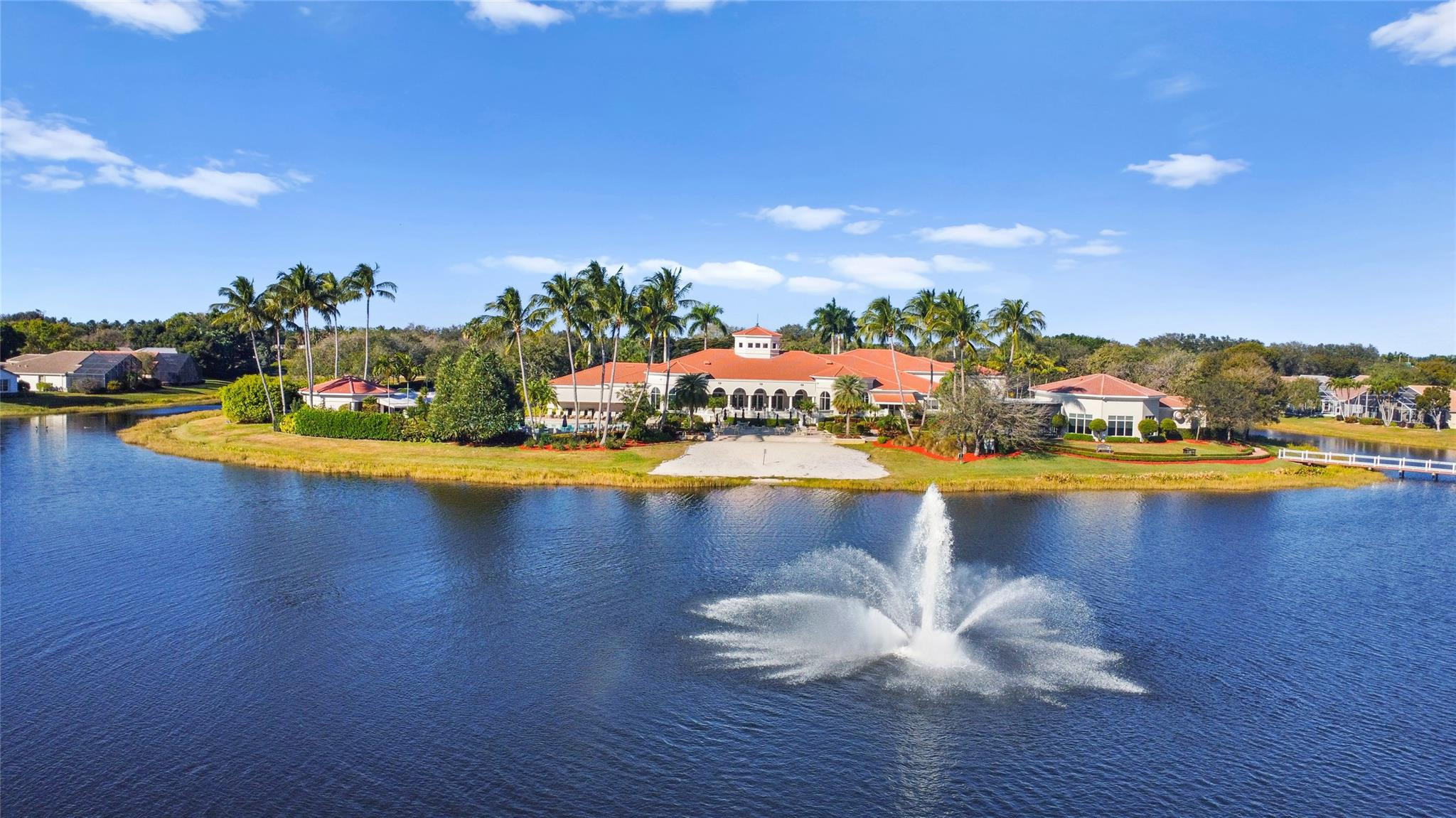 Valencia Lakes 02 - Residential