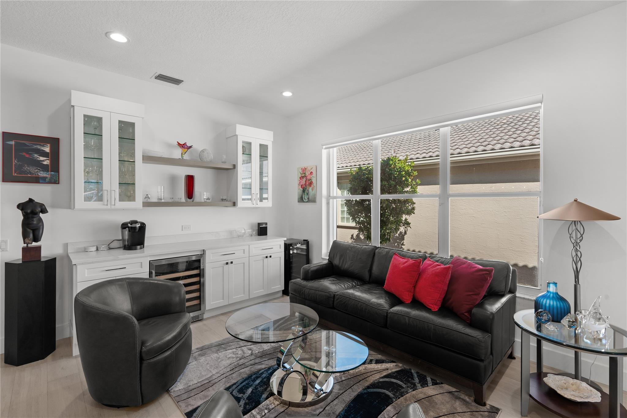 Valencia Lakes 02 - Residential