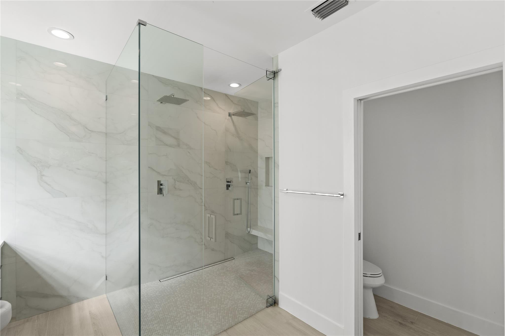 Valencia Lakes 02 - Residential