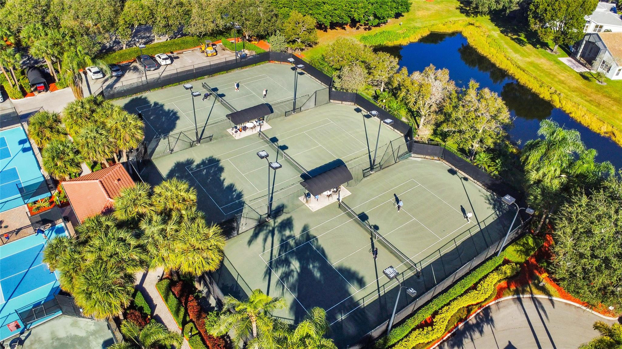 Valencia Lakes 02 - Residential