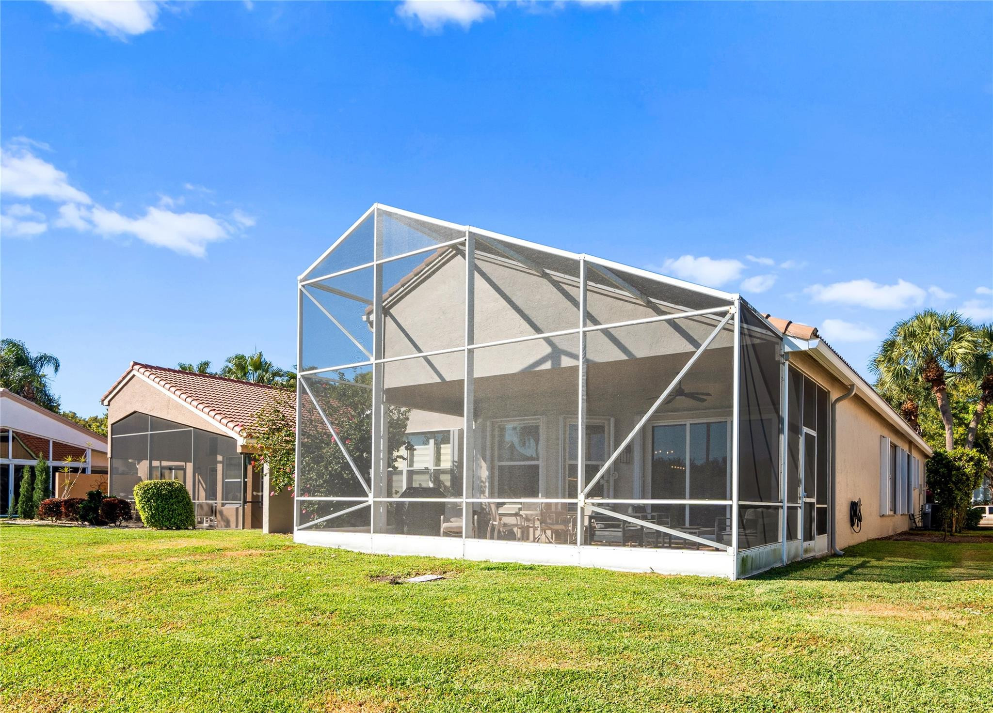 Valencia Lakes 02 - Residential