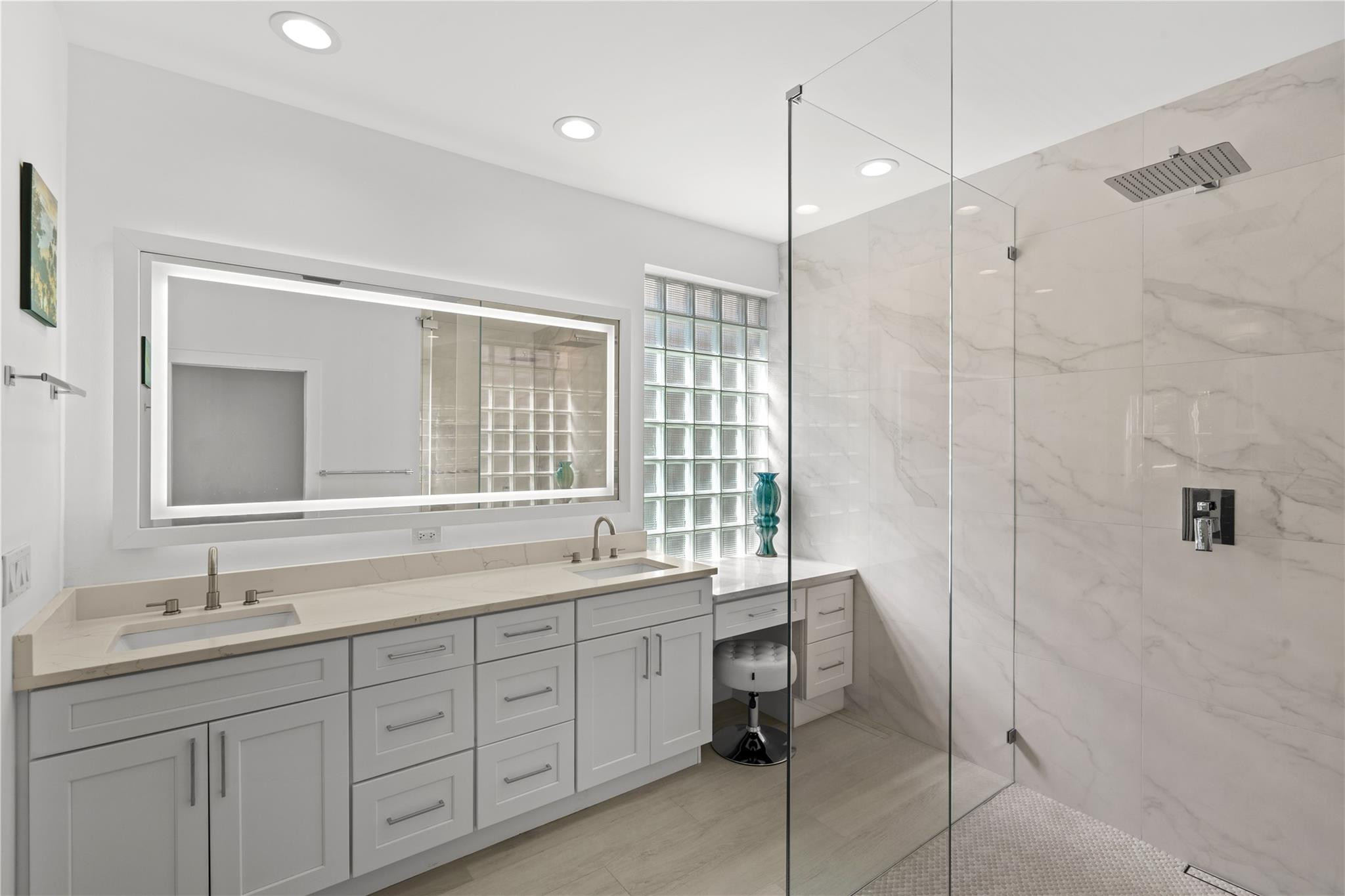 Valencia Lakes 02 - Residential