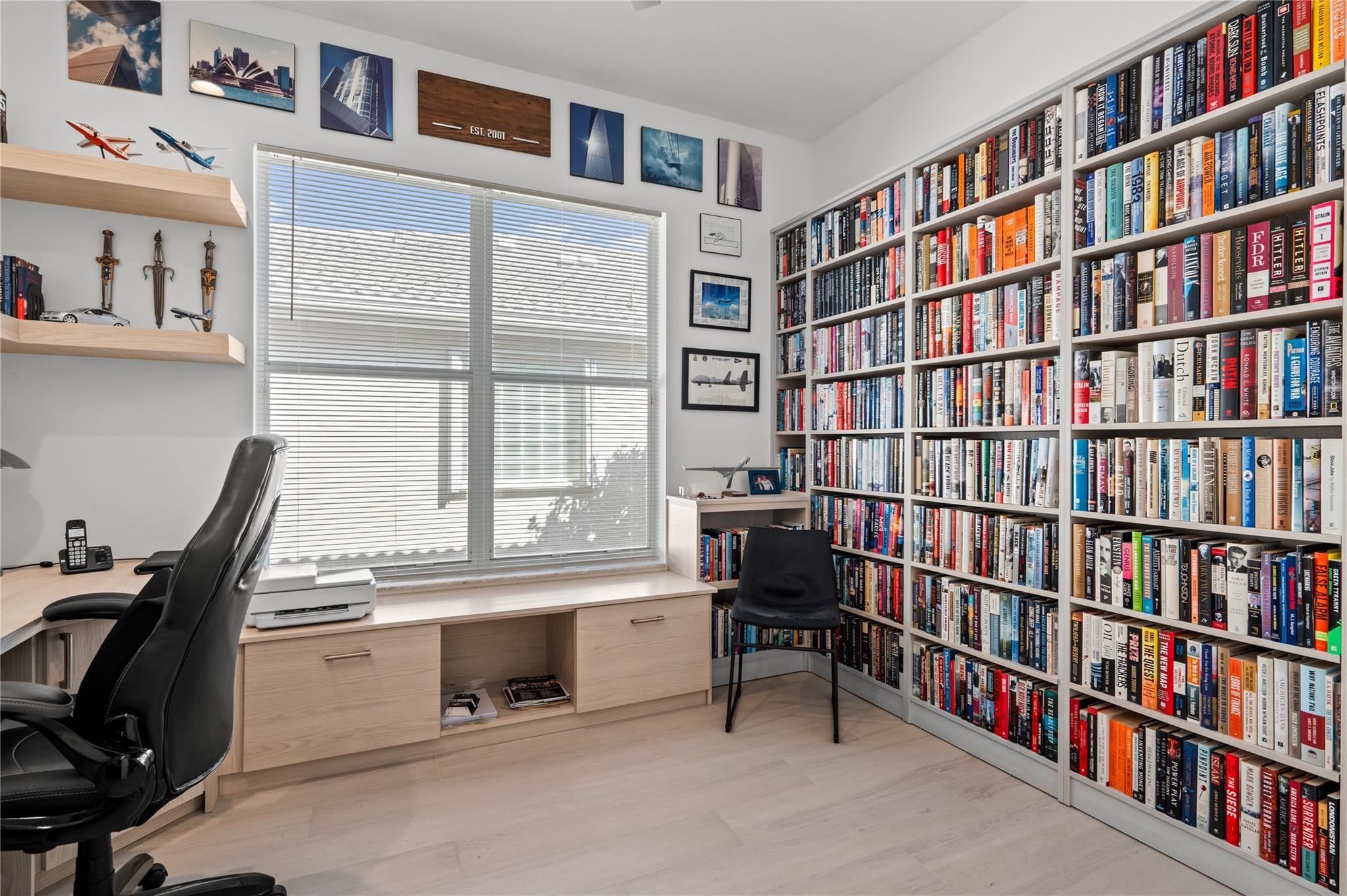 Valencia Lakes 02 - Residential