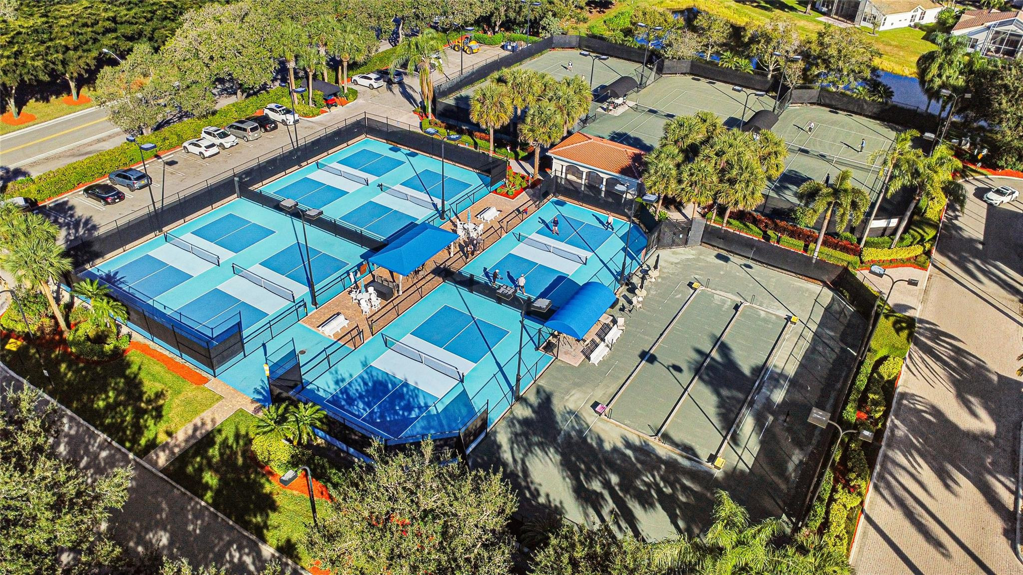 Valencia Lakes 02 - Residential