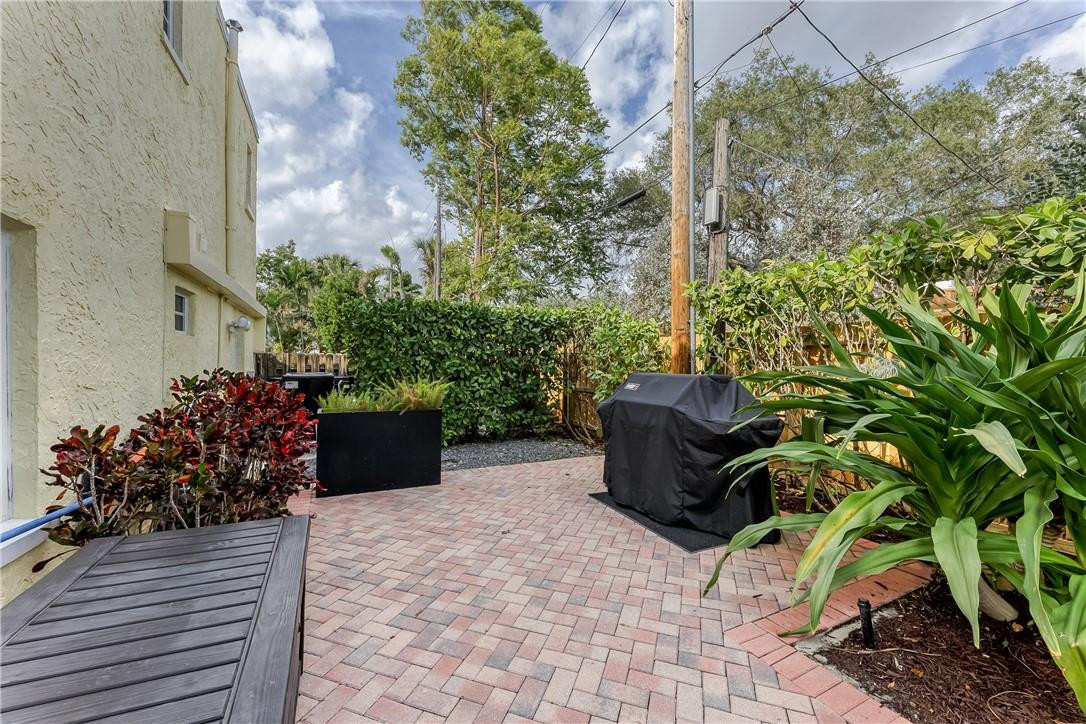 Rio Vista C J Hectors Res - Residential