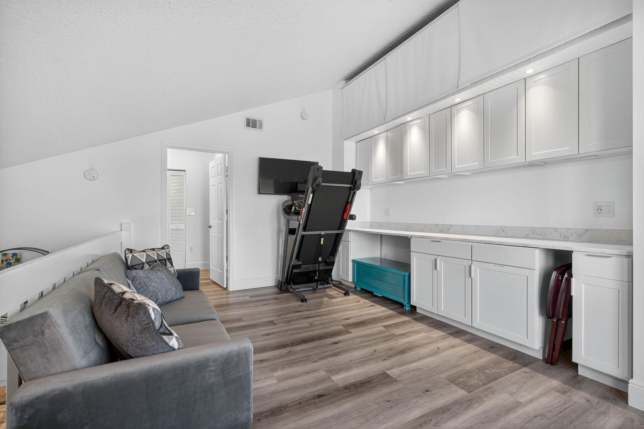 BELLA VISTA ON THE PARK - Residential