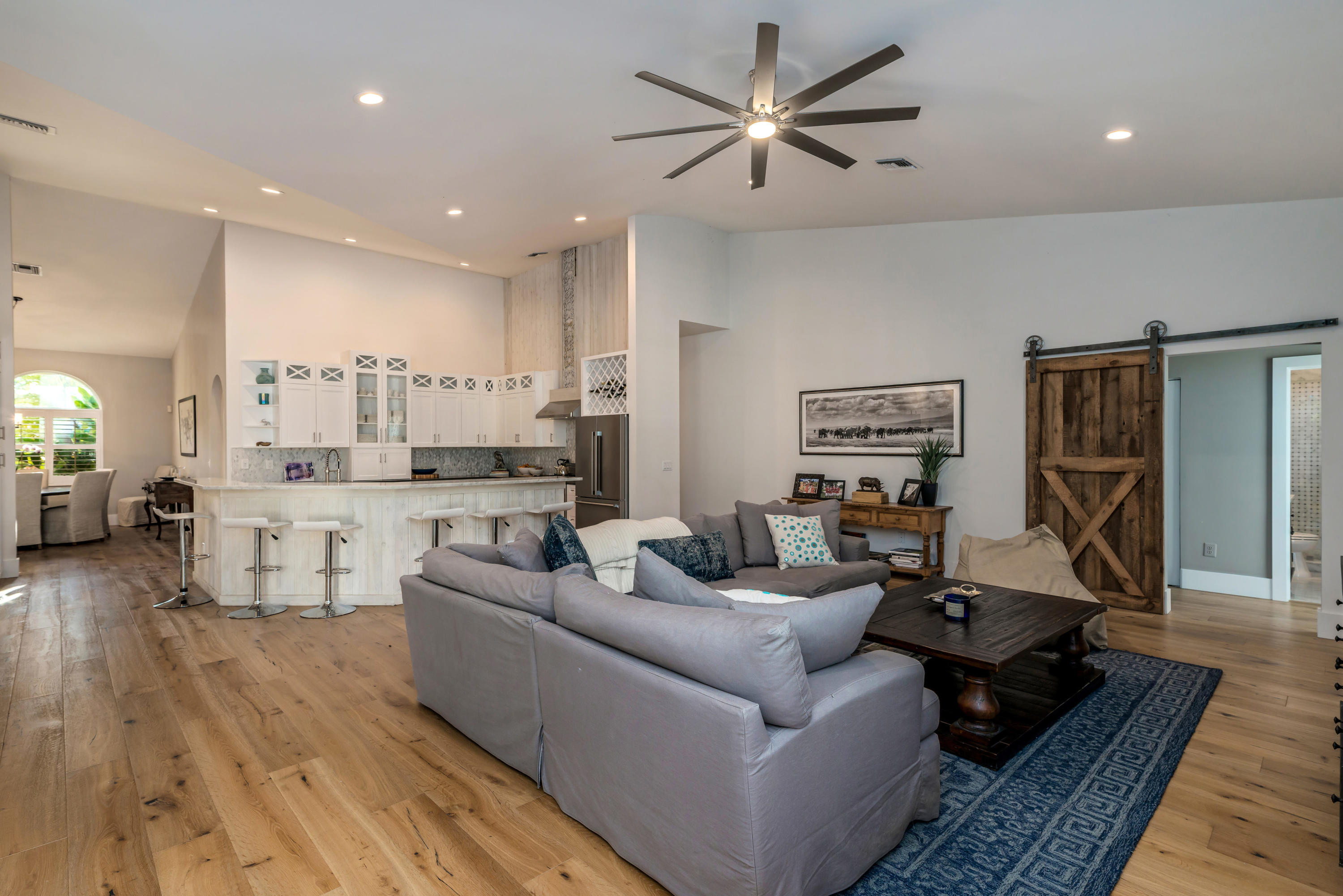 PALM BEACH POINT - Residential