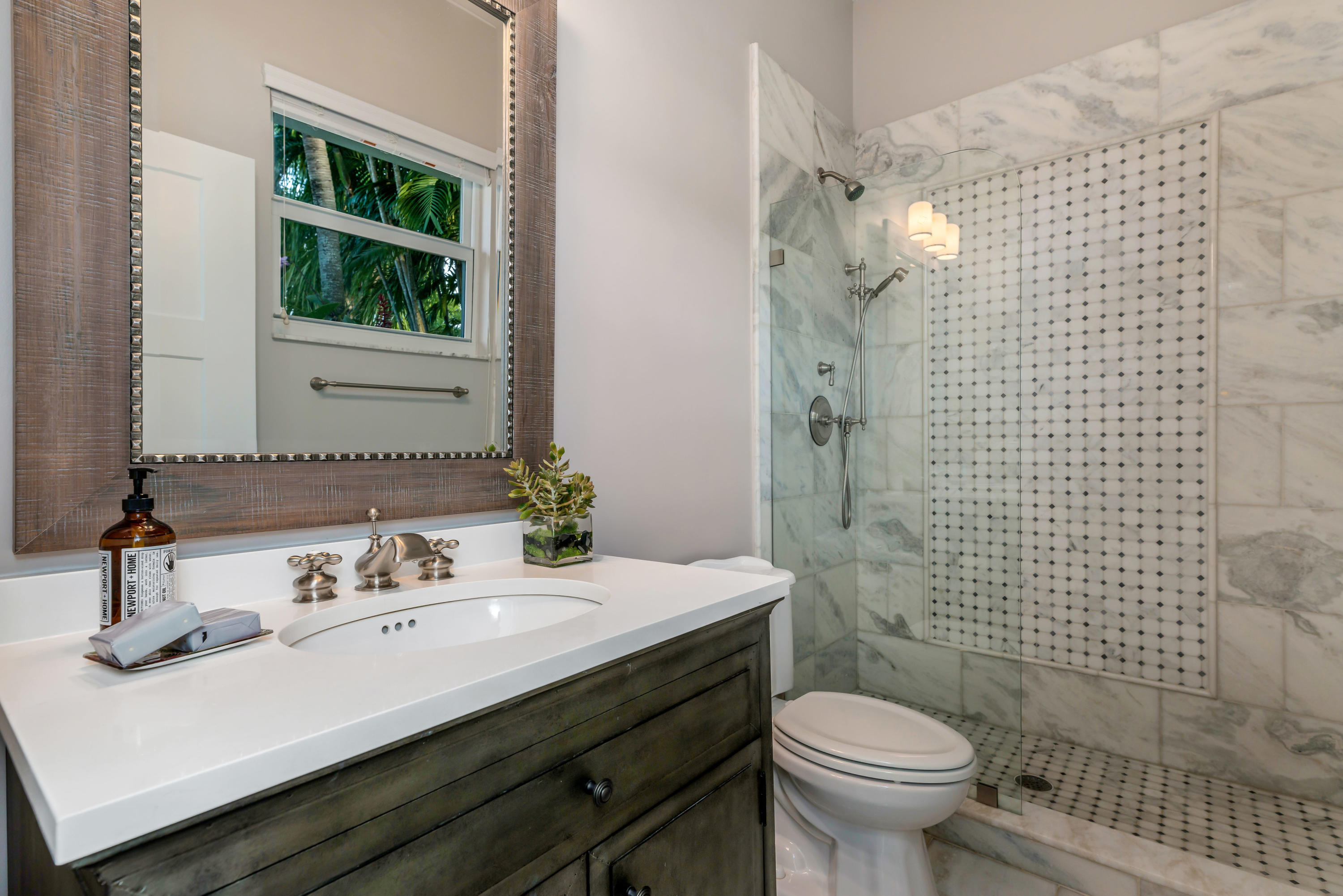 PALM BEACH POINT - Residential