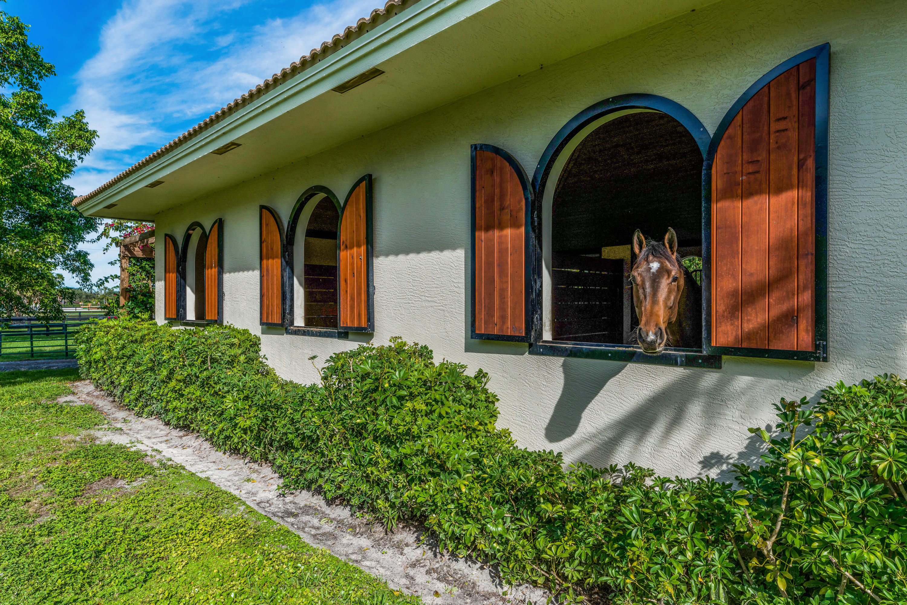 PALM BEACH POINT - Residential
