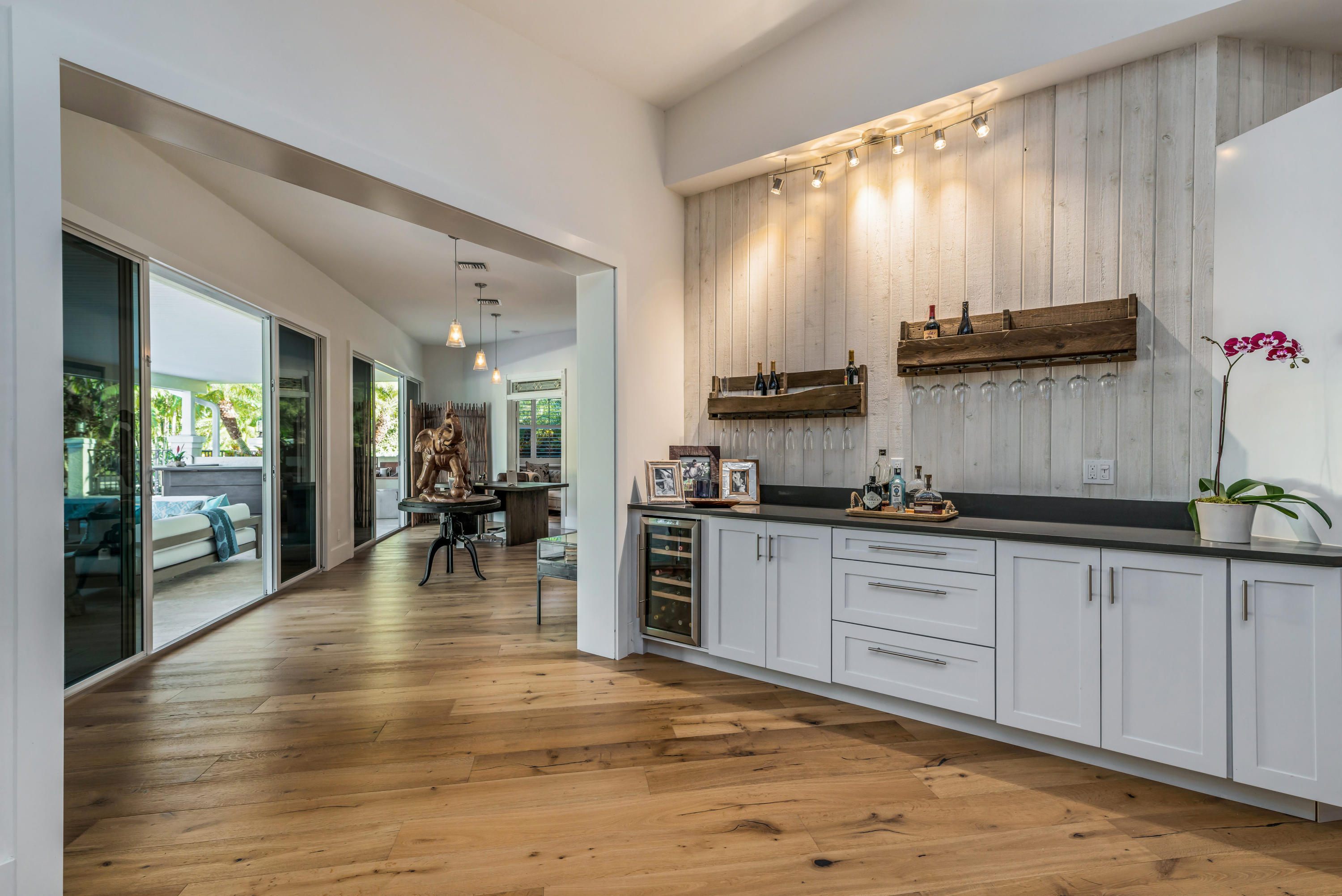 PALM BEACH POINT - Residential