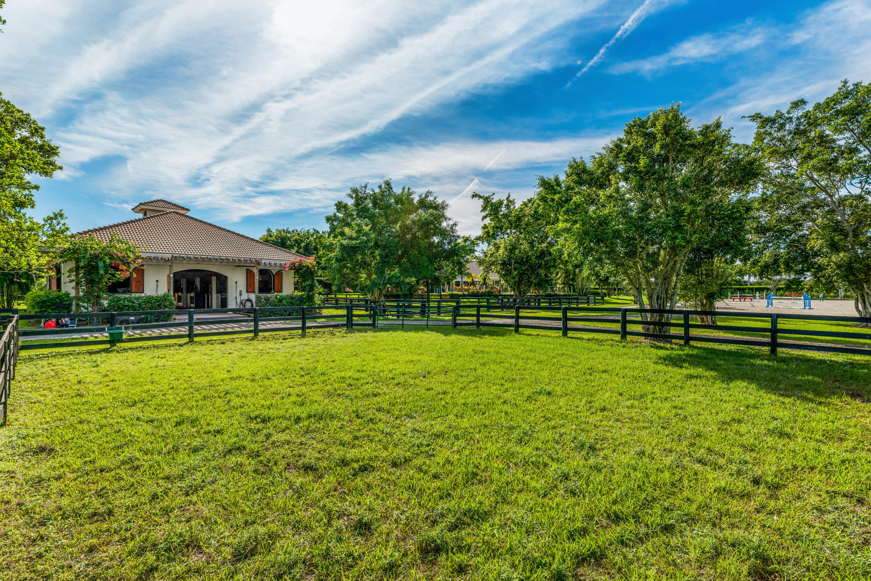 PALM BEACH POINT - Residential