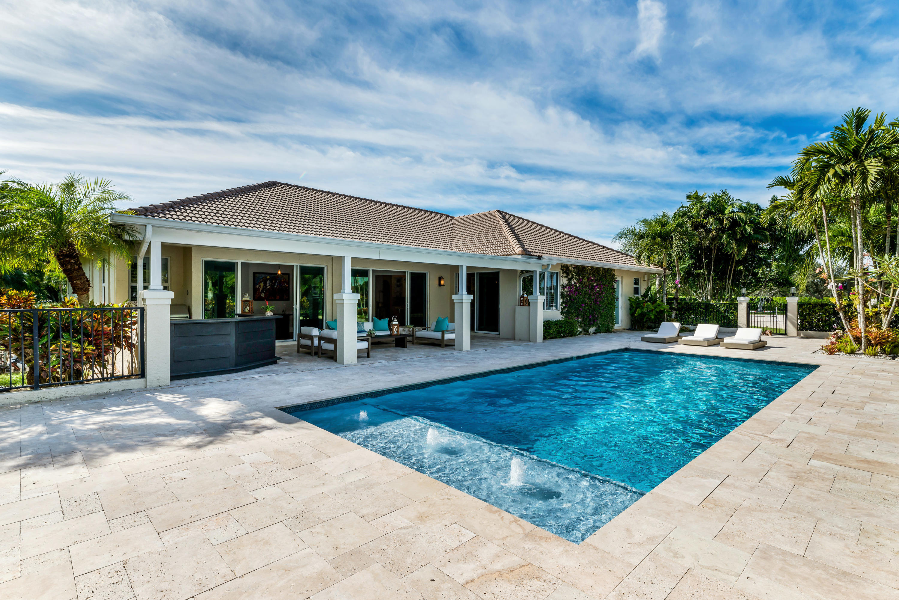 PALM BEACH POINT - Residential