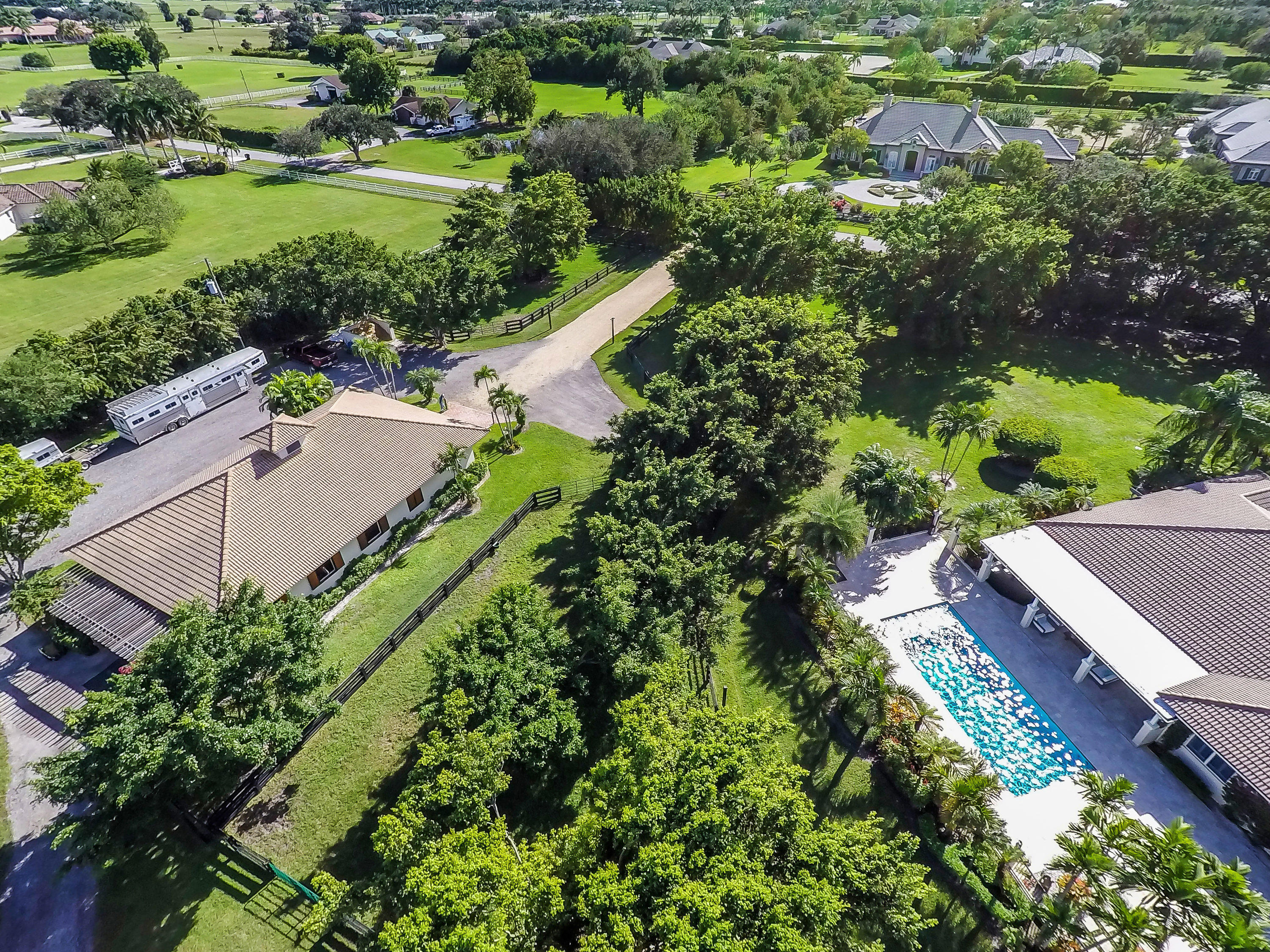 PALM BEACH POINT - Residential