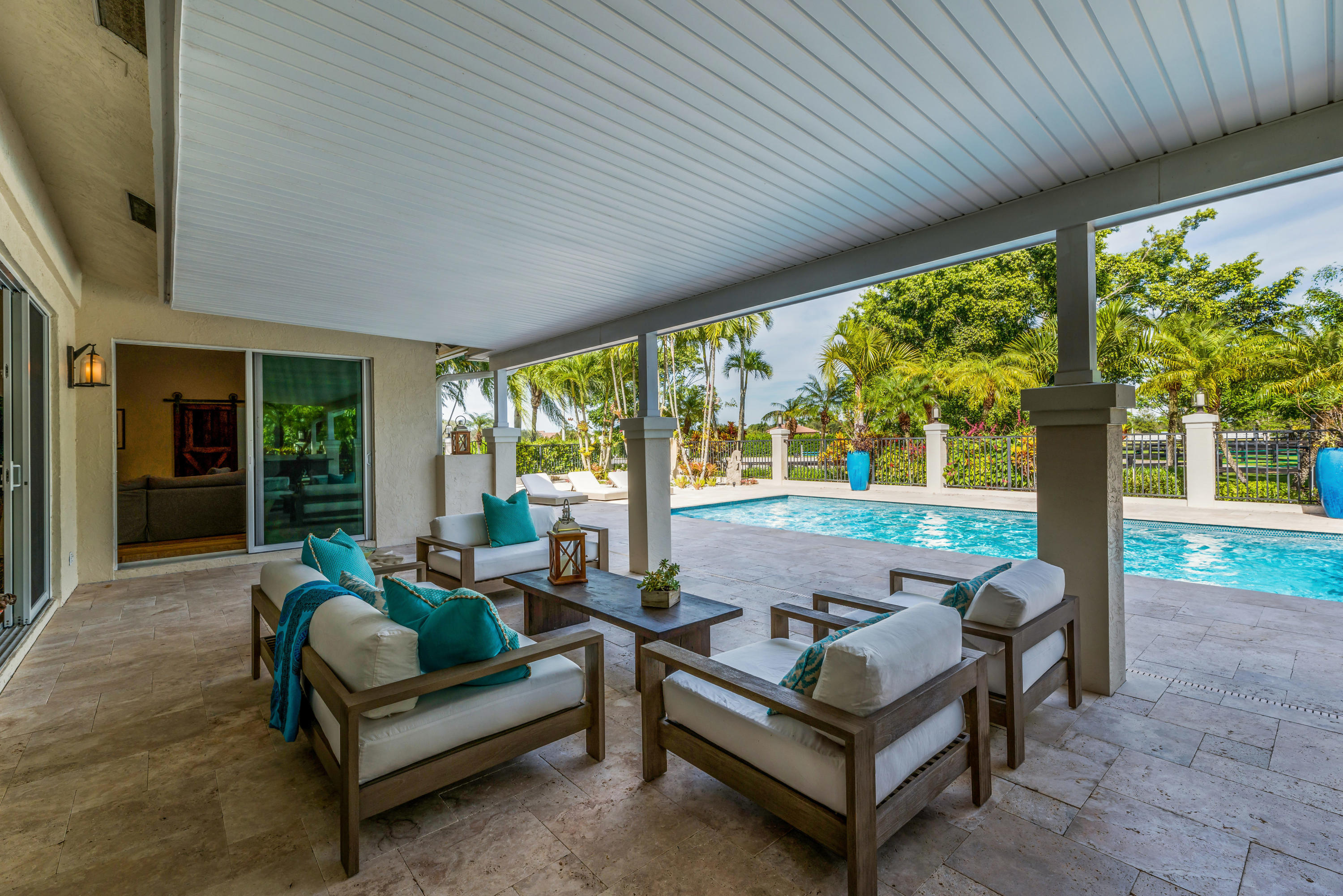 PALM BEACH POINT - Residential