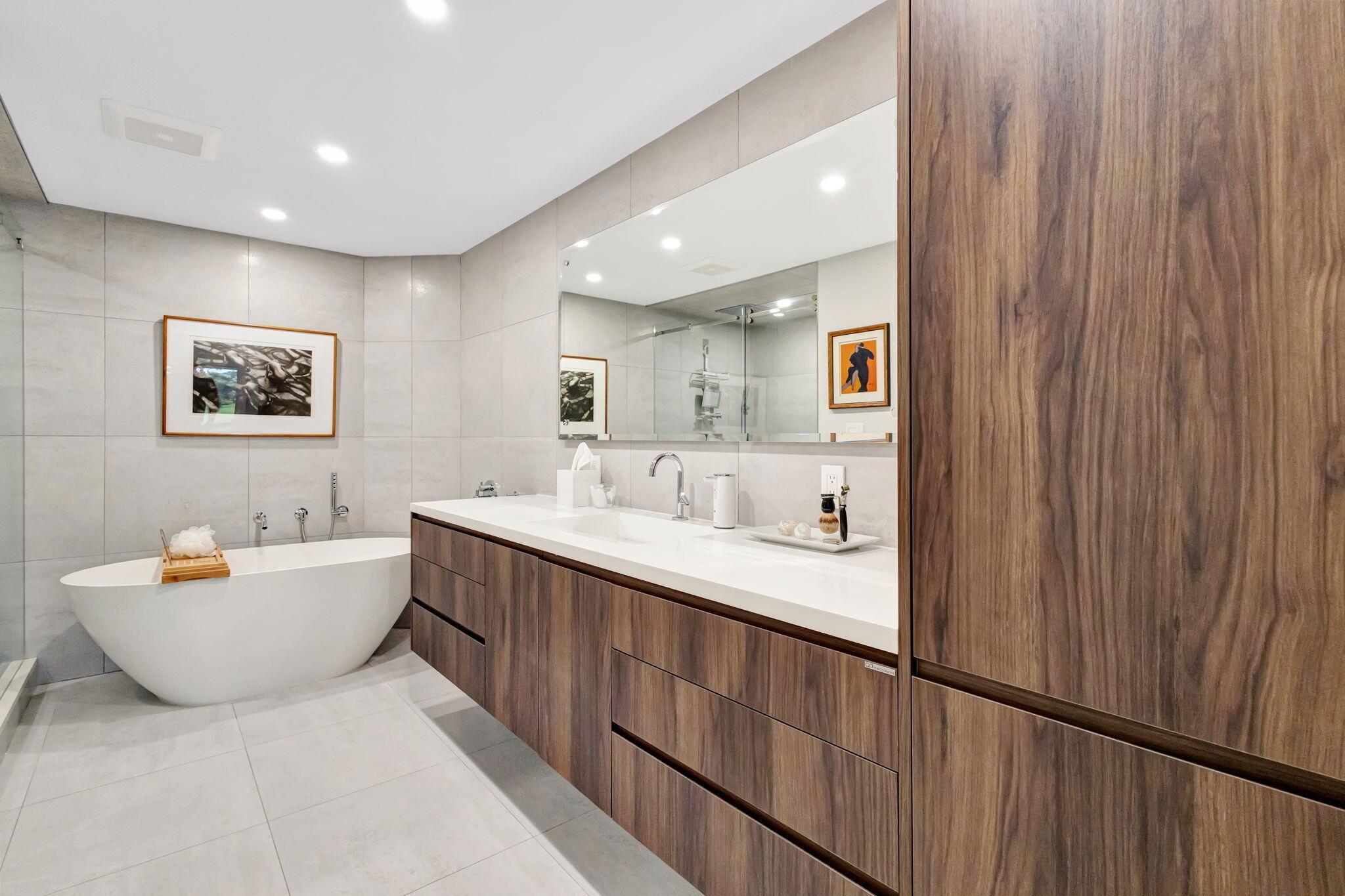 GLENEAGLES CONDO IV - Residential Lease