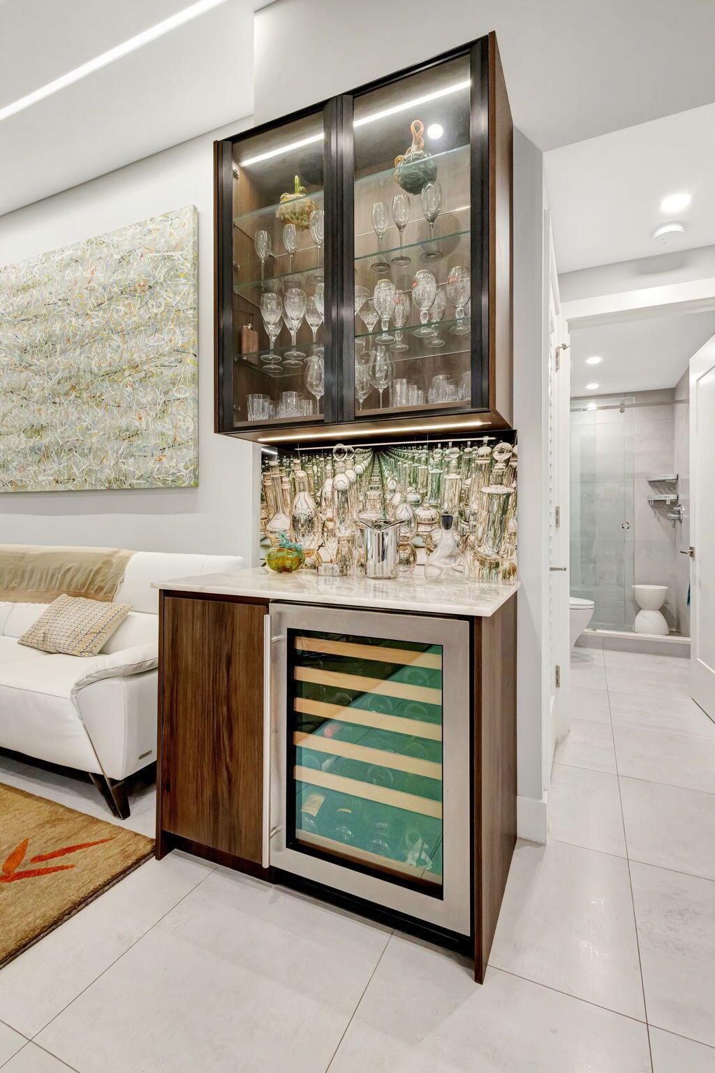 GLENEAGLES CONDO IV - Residential Lease