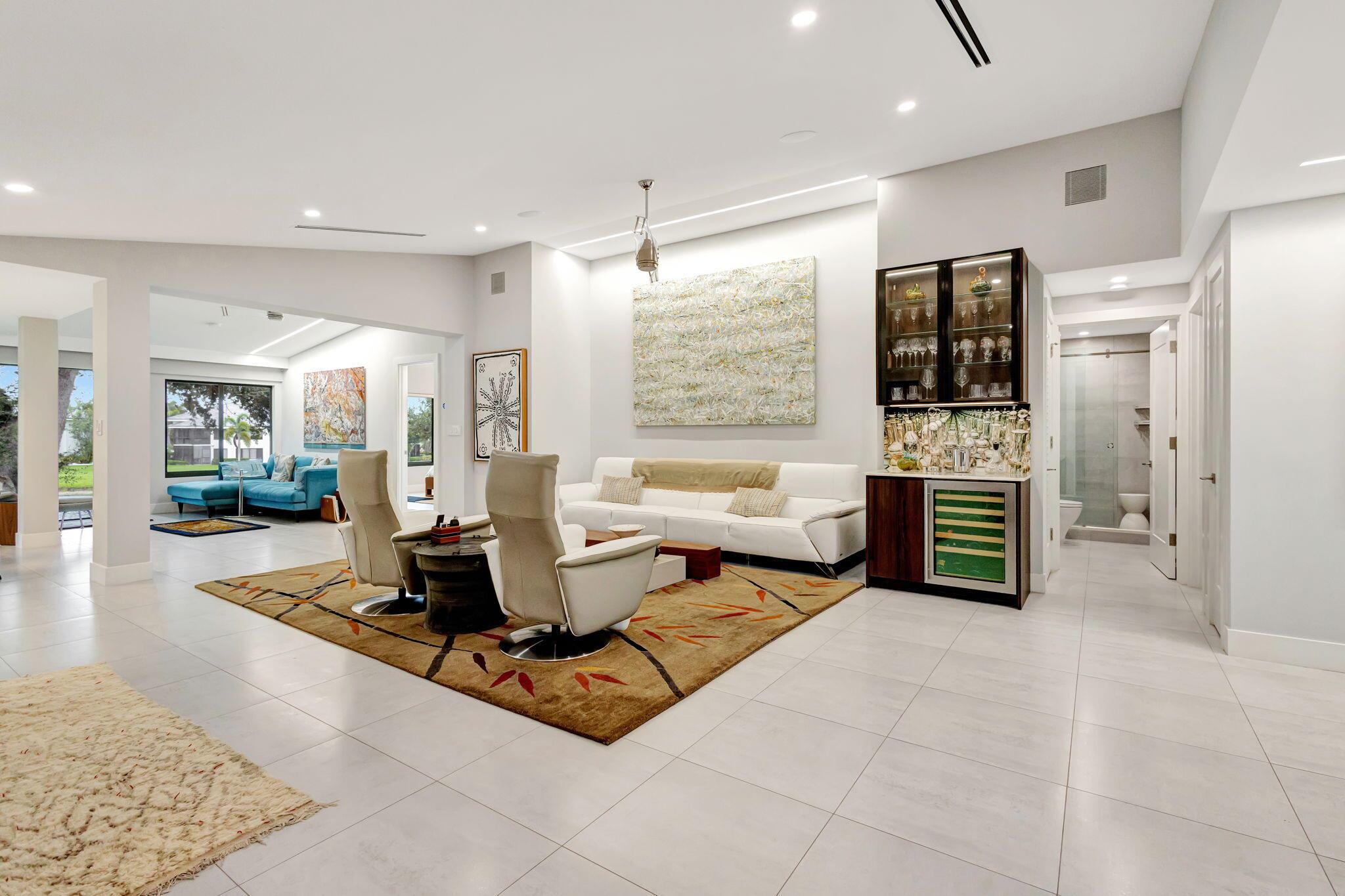 GLENEAGLES CONDO IV - Residential Lease