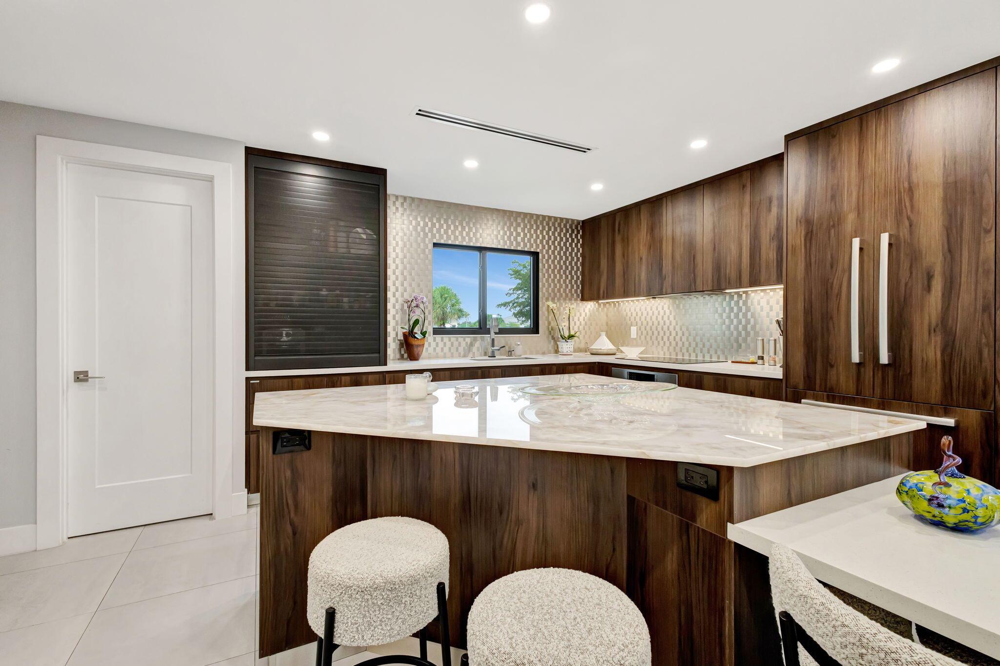 GLENEAGLES CONDO IV - Residential Lease