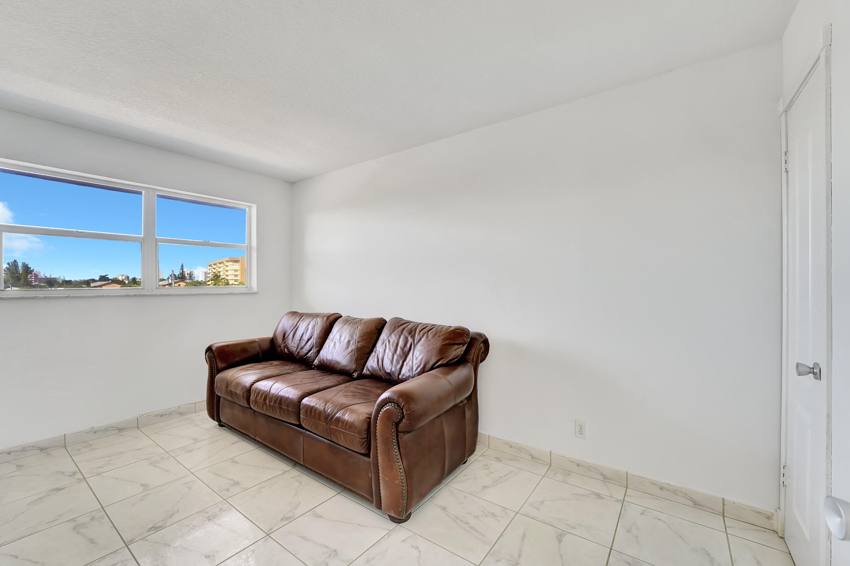 OCEANSIDE NORTH CONDO - Residential
