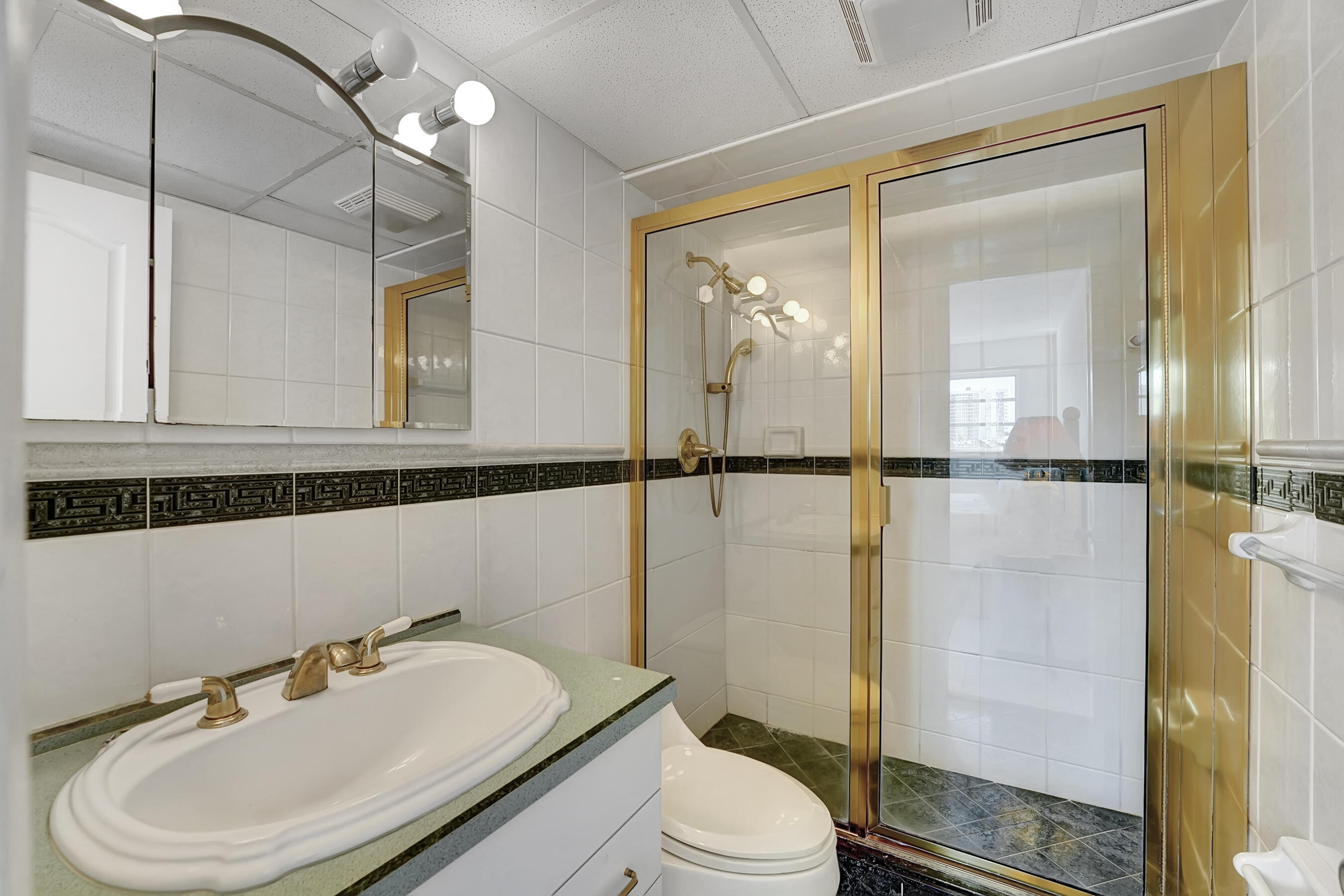 OCEANSIDE NORTH CONDO - Residential