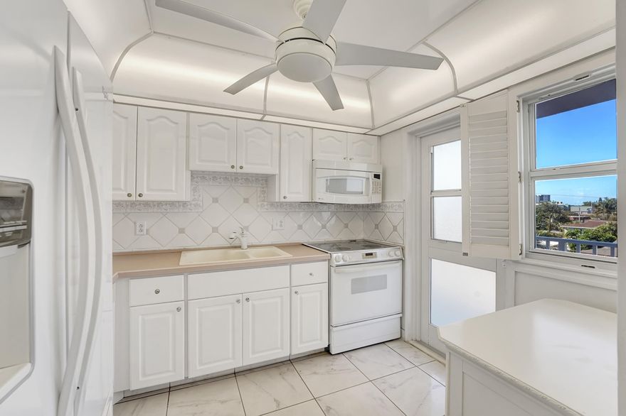 If one block from the ocean, private deeded beach access, new hurricane windows and 2 million dollars of community upgrades is something that you are looking for then call this condo your new home. The views from this top floor condo are spectacular. Oceanside North is a peaceful community with plenty of parking and additional storage. Talk a stroll to the newly developed beachfront where you will find nightlife, restaurants and shopping. Wander down the new fishing pier and enjoy the sunsets or yoga classes in the mornings. Community renovations include new roof, landscaping, railings and pool fence to name a few and still a low HOA. This home is being offered furnished.