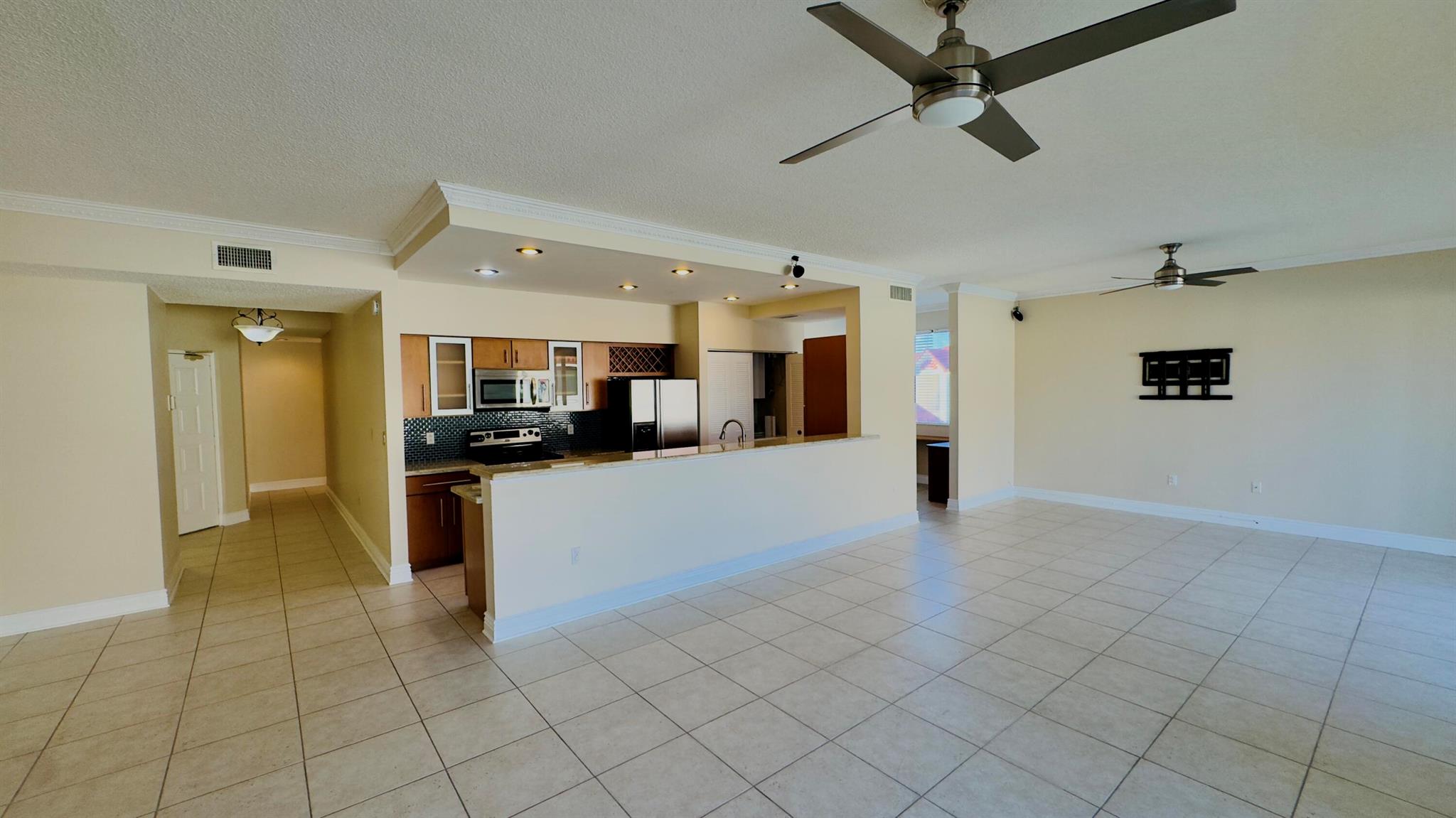 HALF MOON BAY CONDO - Residential