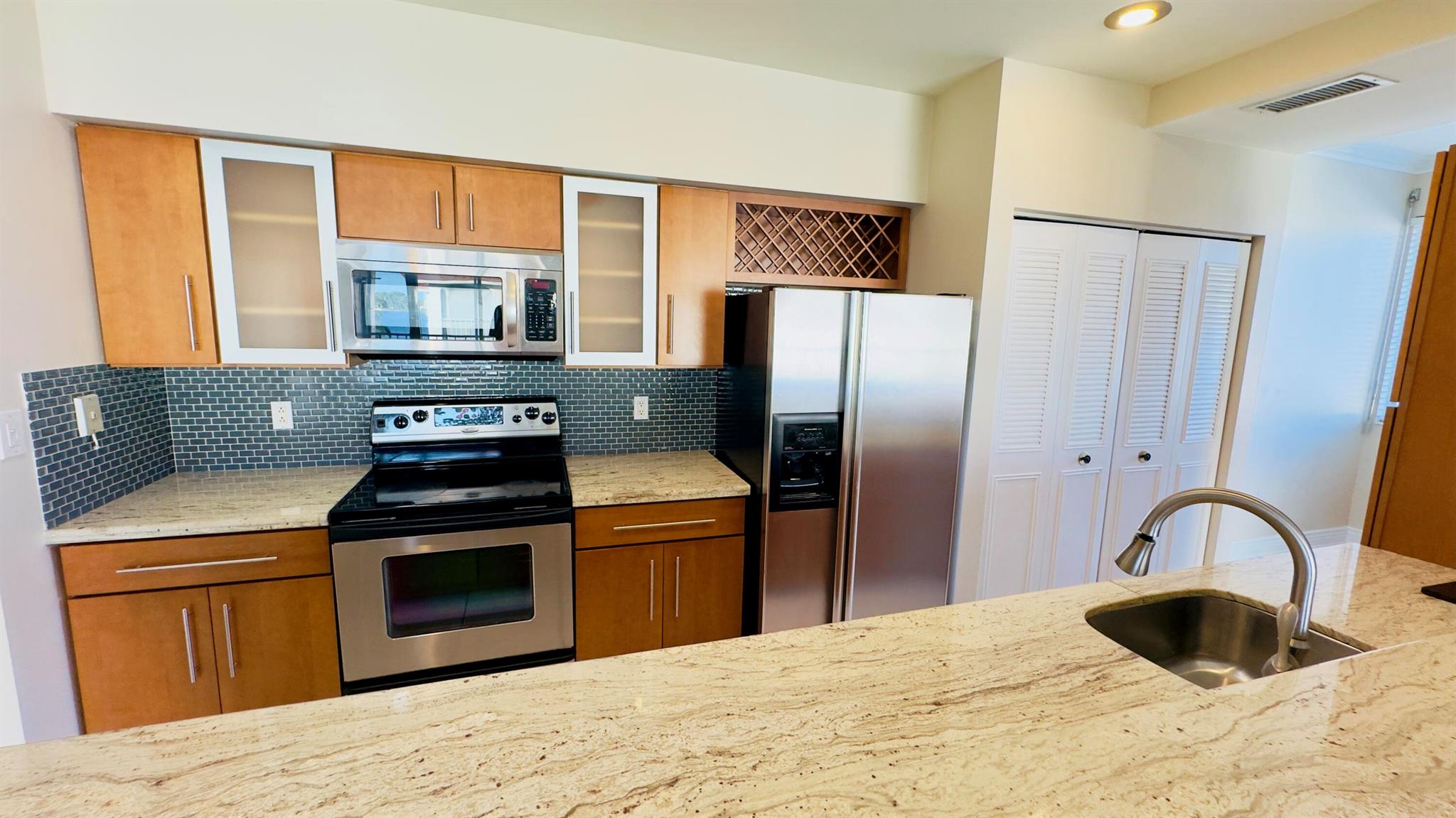 HALF MOON BAY CONDO - Residential