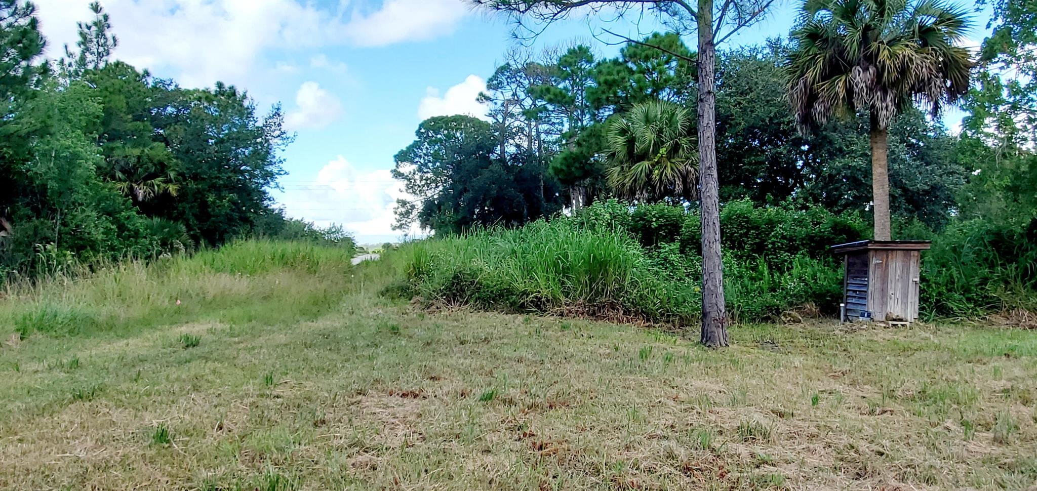 VERO TROPICAL GARDENS UNI - Land