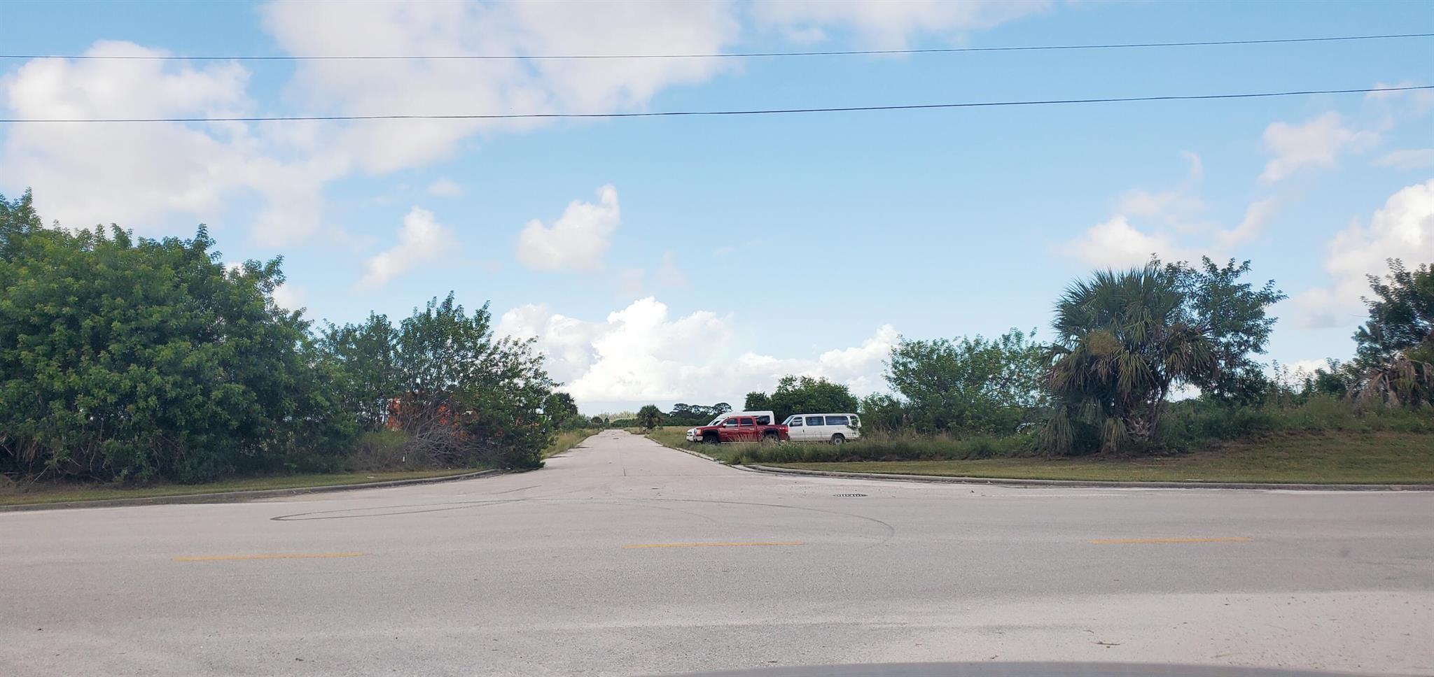 VERO TROPICAL GARDENS UNI - Land