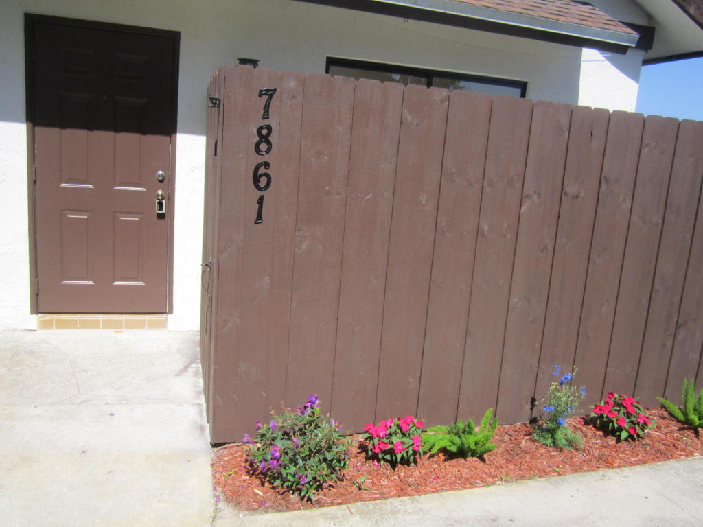 Willow Woods* Renovated*B - Residential