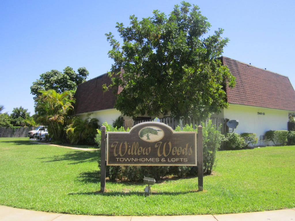 Willow Woods* Renovated*B - Residential