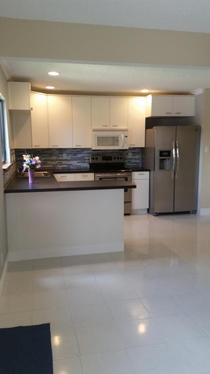 Willow Woods* Renovated*B - Residential