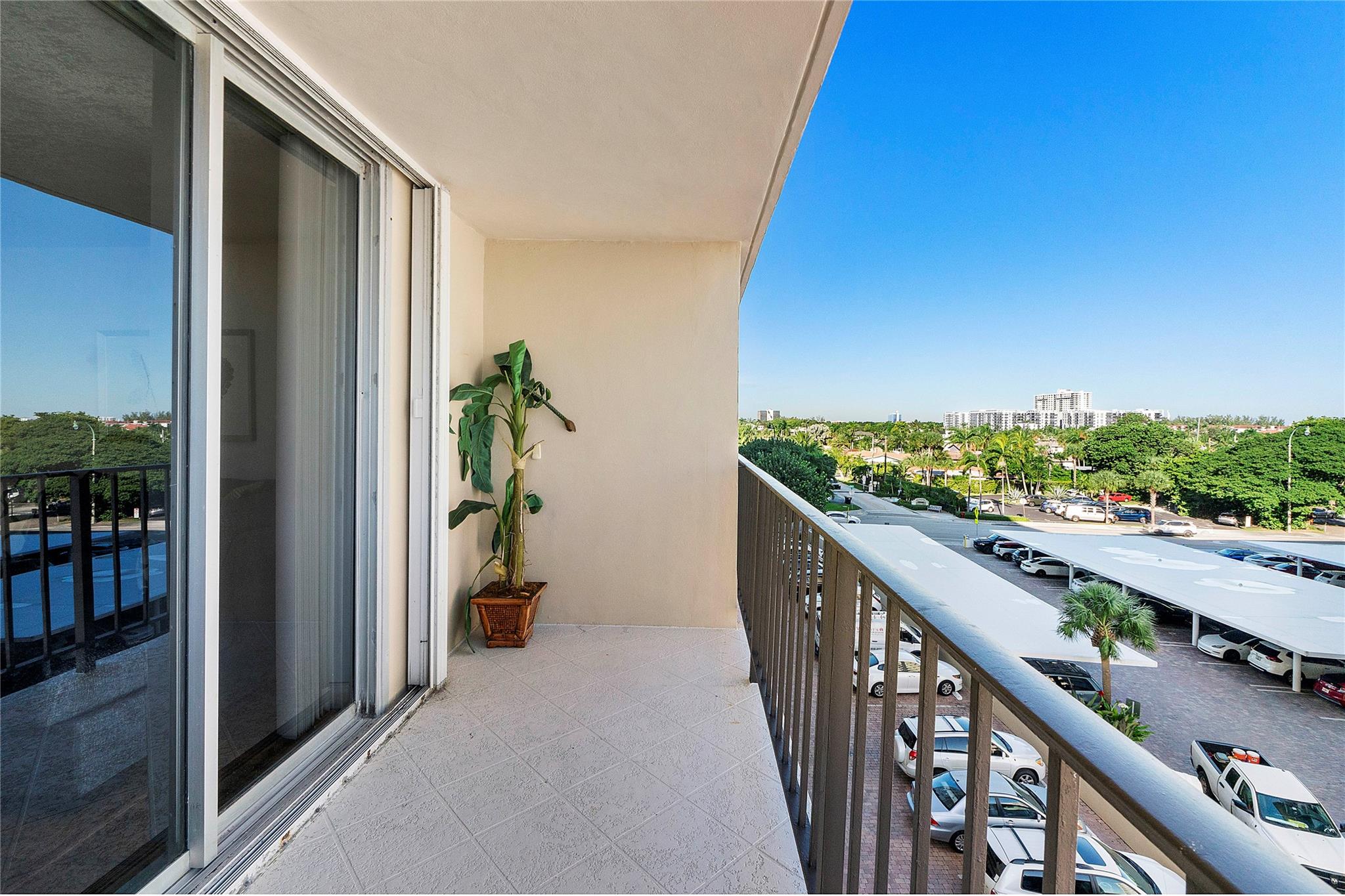 1900 S Ocean Blvd 4H