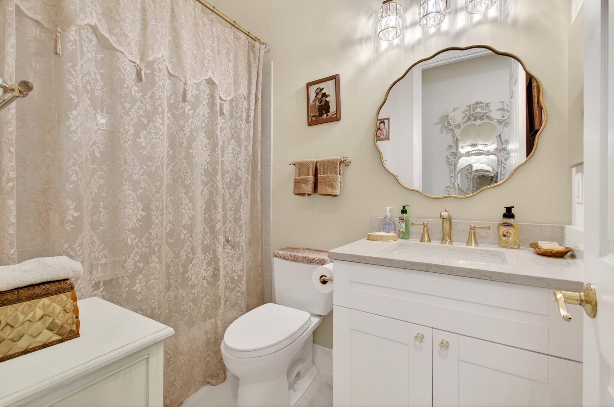 VENETIAN ISLES - Residential